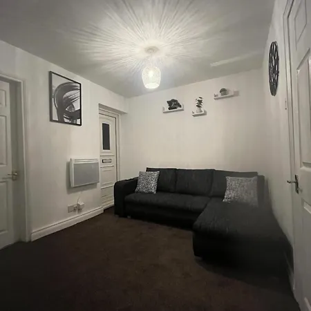Comfortable One Bedroom Flat Apartment Middlesbrough