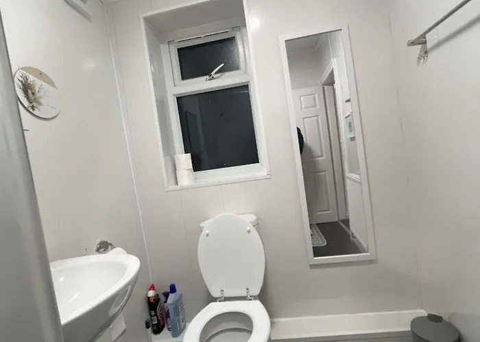 Comfortable One Bedroom Flat *